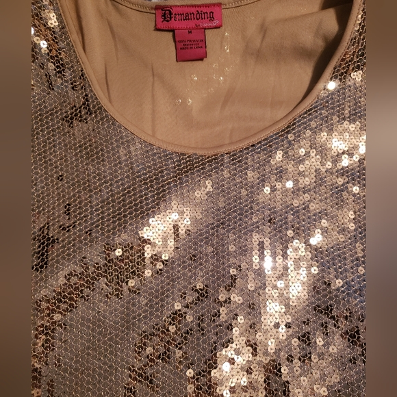 Gold Sequin Demanding dress M - Picture 2 of 4